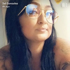 Meet your Posher, Sally